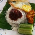 Cooksnap FZ Adzlin semasa beliau membuat Nasi Lemak.