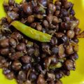 Bhavna Jaiswal का कुकस्नैप जब उन्होंने प्याजी चना फ्राई (Pyazi chana fry recipe in hindi) बनाया था।
