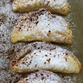 El cooksnap de Juancar cuando hizo Pastelitos de hojaldre rellenos de crema de melón.