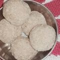 Gita dixit का कुकस्नैप जब उन्होंने आटे के लड्डू (atte ke ladoo recipe in Hindi) बनाया था।