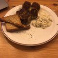 Leonie.Schmehl's cooksnap of when they made Lachs-Frikadellen.