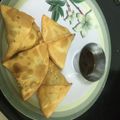 Shashi Bist Chittora का कुकस्नैप जब उन्होंने समोसा (Samosa recipe in Hindi) बनाया था।