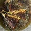 Cooksnap La Dama semasa beliau membuat Cara Siang Ikan Cencaru & Extra Tips Cara Buang Kulit Kasar.