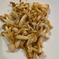 Hsiao Yang Huang 的 乾炒香料奶油雪白菇｜10分鐘上菜 cooksnap