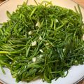 Daphne 的 蒜炒水蓮 cooksnap