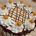 Adrienn Császár Horváthné Cooksnap-ja, amikor elkészítette a(z) Cukor és tejmentes Somlói torta receptet.
