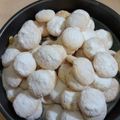 Cooksnap dari Mega Darma untuk resep Putri Salju Keju Lumer, Renyah dan Kokoh