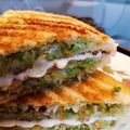 Mrs.Chinta Devi का कुकस्नैप जब उन्होंने चीज़ी कॉर्न स्पिनाच सैंडविच (cheese corn spinach sandwich recipe in Hindi) बनाया था।