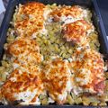 Krisztina Balogh-Kovács Cooksnap-ja, amikor elkészítette a(z) Tepsis sajtos tejfölös sertés újhagymás krumplival receptet.