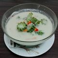 Cooksnap Njoy Pastry semasa beliau membuat Petola & Suhun Masak Lemak Putih Lada Hitam.