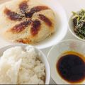 El cooksnap de 🇺🇾 𝓚𝔂𝓸 🇯🇵　🎉JPN-UY 100°ANIVERSARIO 🇺🇾🇯🇵EN 2021🎉 cuando hizo Gyozas de cerdo Gyōza Japonés GYOZA🇨🇳🇺🇾🇯🇵餃子.