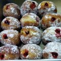 Cooksnap dari Shella Rahayu untuk resep Donut bomboloni super empuk