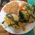 El cooksnap de giovanna008 cuando hizo Filete de pescado con rajas y elote, verduras cocidas y arroz rojo mexicano.