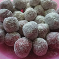 Cooksnap dari 🍍Ummu Najla Ma'rufa🌾 untuk resep Cemilan Bola-bola Susu