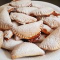 Mica Cooksnap-ja, amikor elkészítette a(z) Tojás nélküli édes kiflik (gesztenyés, lekváros, nutellás...) receptet.