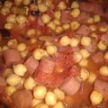 El cooksnap de Sandra cuando hizo Garbanzos con tomate frito y frankfurts.