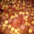El cooksnap de Sandra cuando hizo Garbanzos con tomate frito y frankfurts.