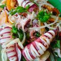 Cooksnap Q'leenalee's Kitchen semasa beliau membuat Kerabu sotong.