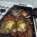 El cooksnap de jonathan montenegro cuando hizo Costeletas de cerdo y colchón de verduras y huevo a la plancheta.