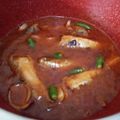 Cooksnap Rose Nani Nizah Nayan semasa beliau membuat Sardin Berkuah.