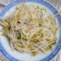 愛吃的小芸 的 蒜炒豆芽菜 cooksnap