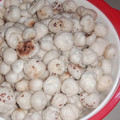 Jhalak soni का कुकस्नैप जब उन्होंने रोस्टेड मखाने(roasted makhana recipe in hindi) बनाया था।