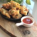 Cooksnap Dapur Yusfarisyia semasa beliau membuat Cucur roti rangup.
