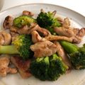 Rowena Tsang 的 青花椰炒雞柳 cooksnap