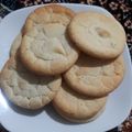 کوک اسنپ niayesh m بعد از امتحان کردن شیرینی کشمشی.