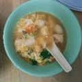 Cooksnap Biyah semasa beliau membuat Chinese Style Fish Ball & Egg Soup.