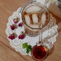کوک اسنپ بانوی کرمانشاهی بعد از امتحان کردن شربت شیره و گلاب 😋.