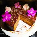 El cooksnap de Zaida TC @alquimiasfood cuando hizo Rosca de nata con cobertura de chocolate y relleno de mermelada.
