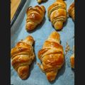 Cooksnap από 𝘉é𝘤𝘩𝘢𝘮𝘦𝘭𝘭𝘪𝘤𝘪𝘰𝘶𝘴 💕 ⁽ᴹᵃʳⁱᵃ⁾ στη συνταγή Κρουασάν βουτύρου με εύκολη σφολιάτα