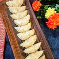 Madhvi Dwivedi का कुकस्नैप जब उन्होंने गुजिया (Gujiya recipe in Hindi) बनाया था।