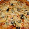 Maryam Shakoor's cooksnap of when they made Chicken tikka pizza.