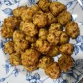 Cooksnap Rafiah Roslant semasa beliau membuat Cucur Kembung Ikan Bilis #PinkBoxCereal.