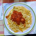 El cooksnap de Esteban Morris Donoso Sandoval cuando hizo Salsa de tomate con salchichas y espagueti.