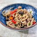 Chris Gan's cooksnap of when they made Gingery Shanghai noodles and pork.