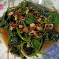 Cooksnap dari Rosa Lawarti untuk resep Tumis Daun Ubi Saus Tiram