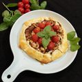 کوک اسنپ نیره اعظم زنجانی بعد از امتحان کردن گلت بادمجان با قارچ (Galette).