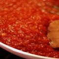 صورة من الشيف تهاني الحكمي👩🏻‍🍳، شاركها بعد تجربة وصفة صوص احمر لجميع الاكلات