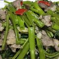 姚佩妘 的 沙茶牛肉炒空心菜 cooksnap