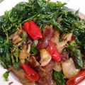 รูป Cooksnap ของ E'nuice เมื่อเขาทำ กระเพราไก่ย่าง