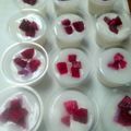 Cooksnap dari Azizah Rayariza untuk resep Puding sus stobery dengan toping buah naga.