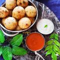 Madhvi Dwivedi का कुकस्नैप जब उन्होंने रवा अप्पे (Rava appe recipe in Hindi) बनाया था।