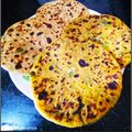 Shashi Chaurasiya का कुकस्नैप जब उन्होंने चना दाल का भरवा पराठा (chana dal ka bharwa paratha recipe in Hindi) बनाया था।