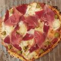 Cooksnap piotrus90 z czasów, kiedy przygotował Pizza z szynką parmeńską i rukolą.