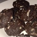 Cooksnap dari Harsutik Masnip untuk resep Chewy Red Velvet Oreo Cookies (#dessert lumer)🇮🇩
