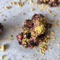 El cooksnap de Miguel Coronado Baena cuando hizo Rocas de chocolate negro y granada.