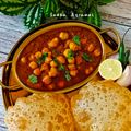 Sudha Agrawal का कुकस्नैप जब उन्होंने अमृतसरी छोले भटूरे (Amritsari choe bhature recipe in hindi) बनाया था।